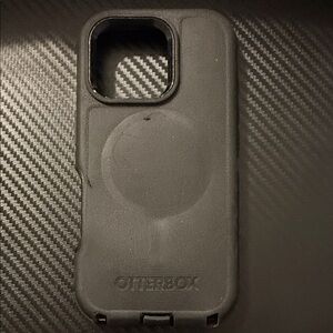 Iphone 16 Pro OtterBox MagSafe-Compatible